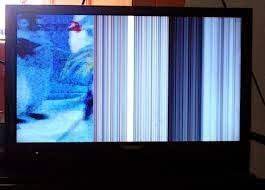 layar tv led bergaris